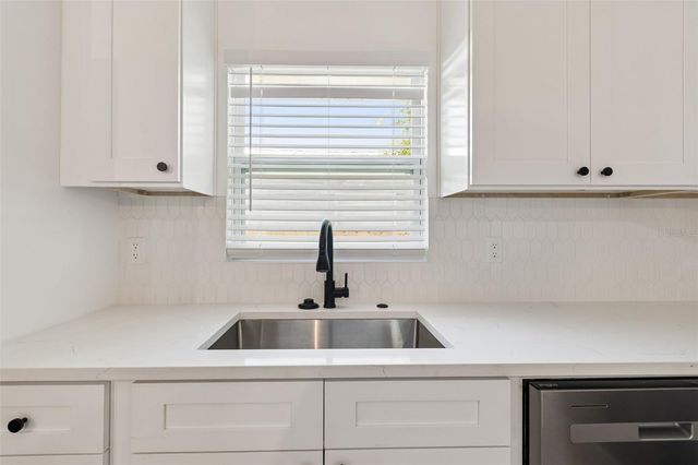 106 E FERN ST, Tampa, FL 33604