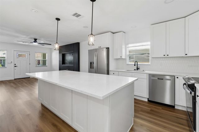 106 E FERN ST, Tampa, FL 33604