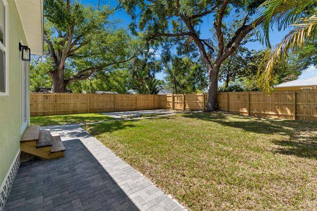 106 E FERN ST, Tampa, FL 33604