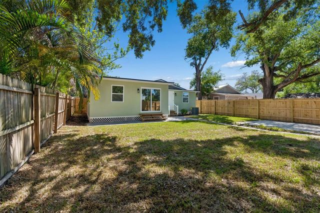 106 E FERN ST, Tampa, FL 33604