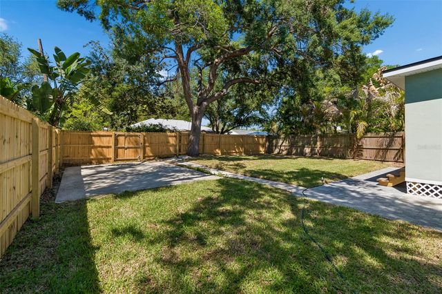 106 E FERN ST, Tampa, FL 33604