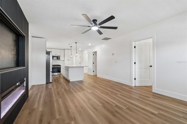 106 E FERN ST, Tampa, FL 33604