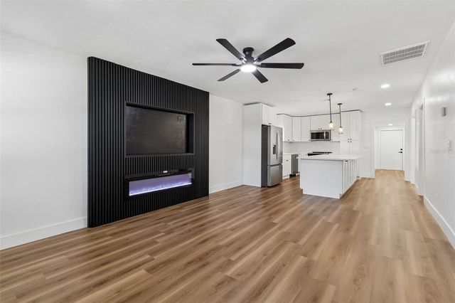 106 E FERN ST, Tampa, FL 33604