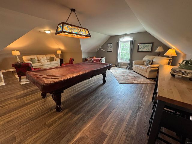 6100 Pebble Stone Drive, Evansville, IN 47715