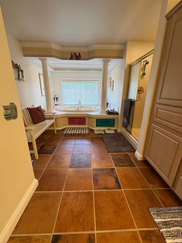 6100 Pebble Stone Drive, Evansville, IN 47715