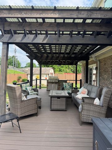 6100 Pebble Stone Drive, Evansville, IN 47715