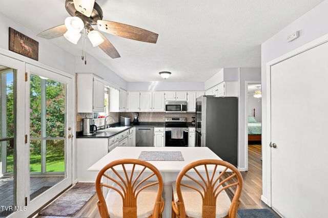 6230 Nightingale Street, Morristown, TN 37814