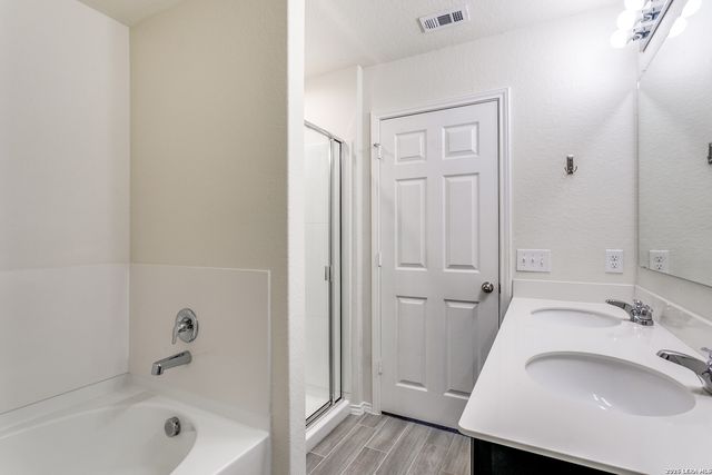 11922 Sitio Plains, San Antonio, TX 78254