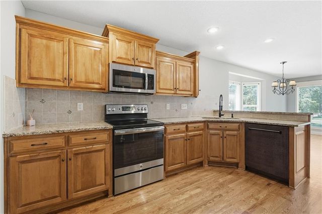 2135 NE Sparta Drive, Blue Springs, MO 64029