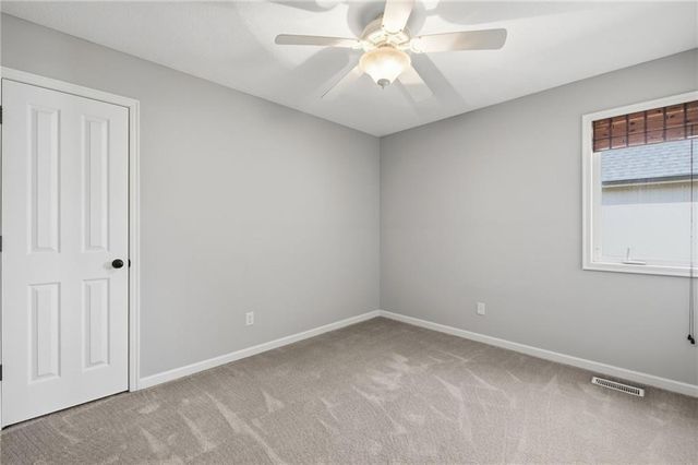 2135 NE Sparta Drive, Blue Springs, MO 64029