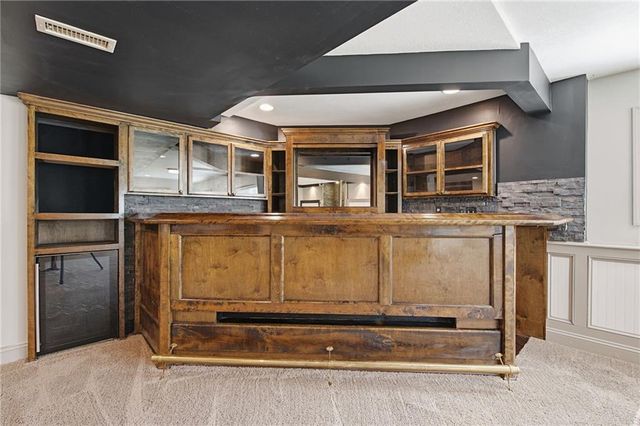 2135 NE Sparta Drive, Blue Springs, MO 64029