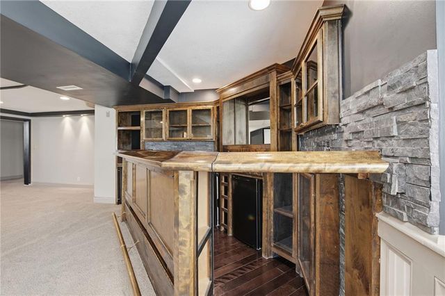 2135 NE Sparta Drive, Blue Springs, MO 64029
