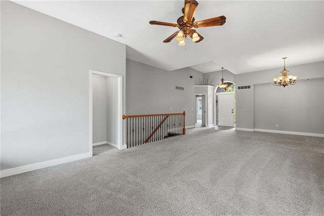 2135 NE Sparta Drive, Blue Springs, MO 64029