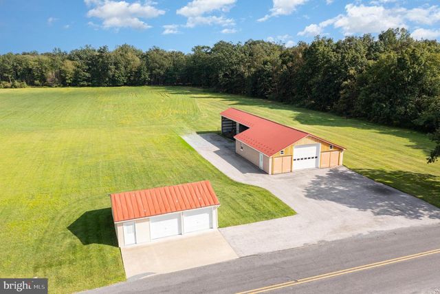 29 PARK DR, Grantville, PA 17028