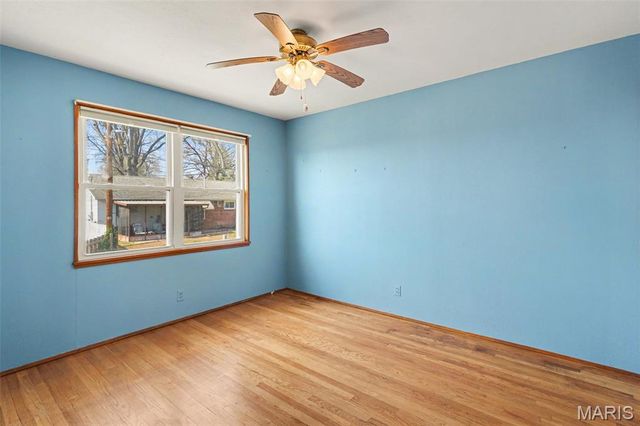 7417 Ray Avenue, St Louis, MO 63116