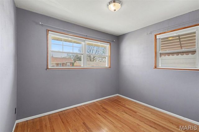 7417 Ray Avenue, St Louis, MO 63116