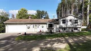 26068 Mckenzie Street, Dowagiac, MI 49047