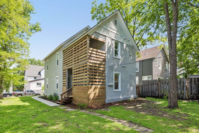826 20th Avenue NE, Minneapolis, MN 55418