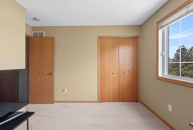 14597 Evergreen Trail 64, Apple Valley, MN 55124