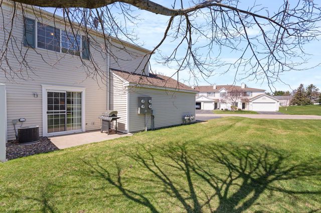 14597 Evergreen Trail 64, Apple Valley, MN 55124