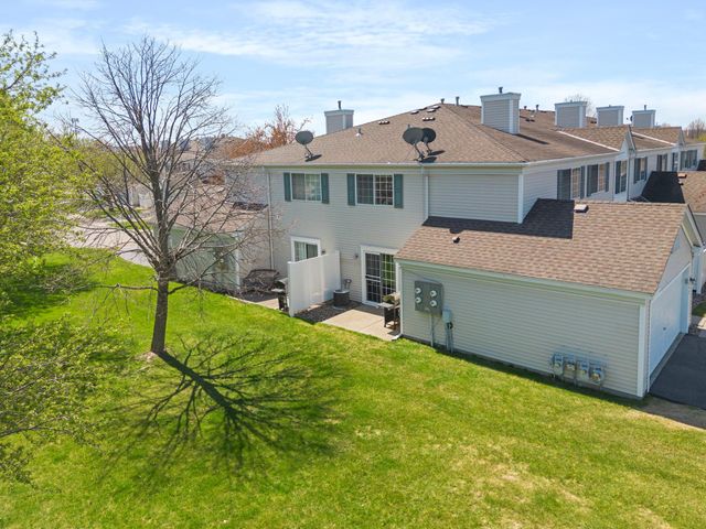 14597 Evergreen Trail 64, Apple Valley, MN 55124