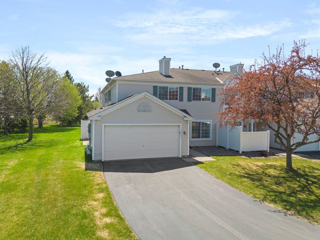 14597 Evergreen Trail 64, Apple Valley, MN 55124