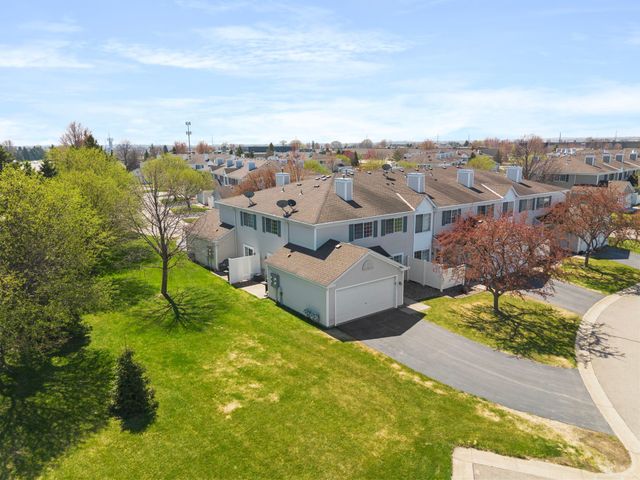 14597 Evergreen Trail 64, Apple Valley, MN 55124