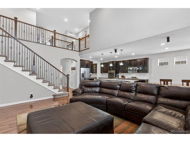 2656 Leafdale Cir, Castle Rock, CO 80109