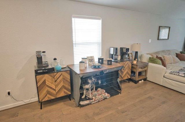 219 Lisa Marie Drive, Angleton, TX 77515