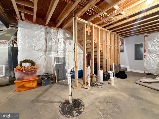 9347 STONESTREET RD, La Plata, MD 20646