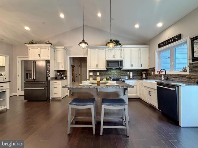 9347 STONESTREET RD, La Plata, MD 20646