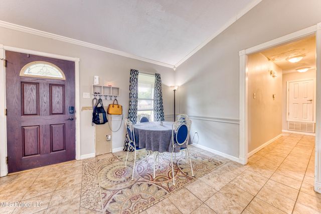 12513 W Canterbury Drive, Ocean Springs, MS 39564