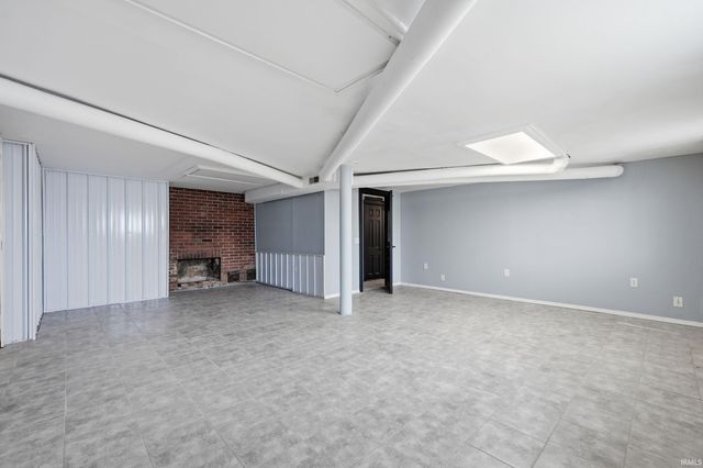 1401 N Elizabeth Avenue, Muncie, IN 47304