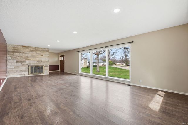 1401 N Elizabeth Avenue, Muncie, IN 47304