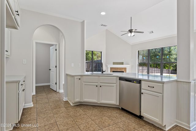 4024 Mitchell Place, Olive Branch, MS 38654