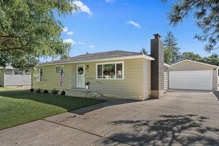 6824 N Cedar Rd, Spokane, WA 99208