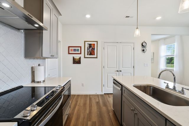 425 Multrees Pl, Smyrna, TN 37167