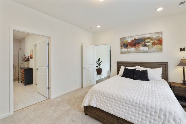 425 Multrees Pl, Smyrna, TN 37167