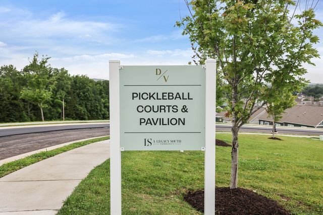 425 Multrees Pl, Smyrna, TN 37167