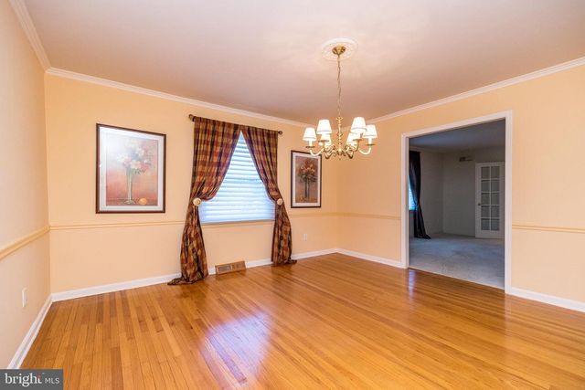 7 VERA LN, Conshohocken, PA 19428