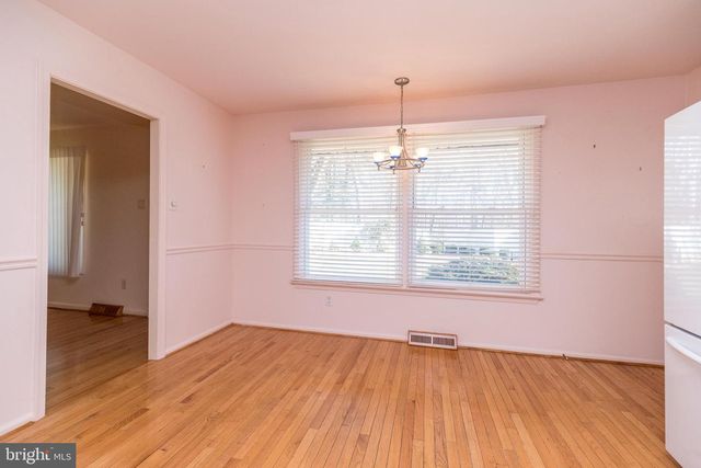 7 VERA LN, Conshohocken, PA 19428