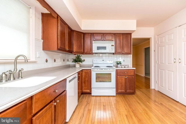 7 VERA LN, Conshohocken, PA 19428