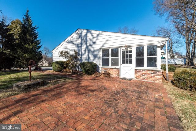 7 VERA LN, Conshohocken, PA 19428