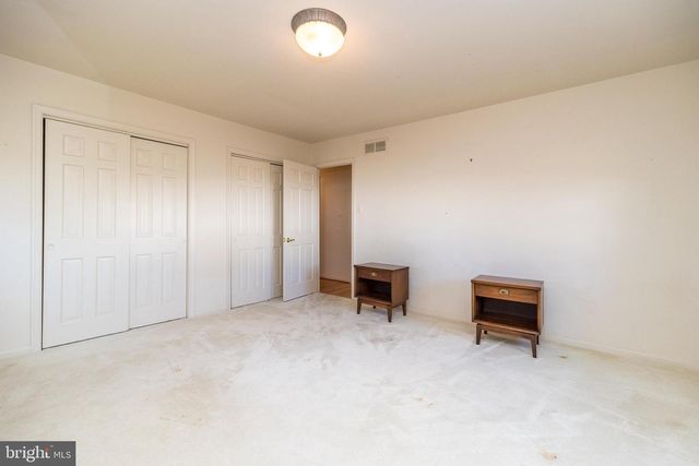 7 VERA LN, Conshohocken, PA 19428