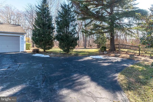 7 VERA LN, Conshohocken, PA 19428