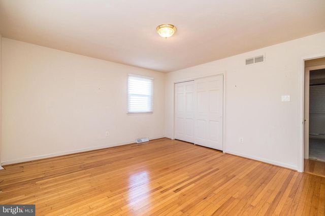 7 VERA LN, Conshohocken, PA 19428