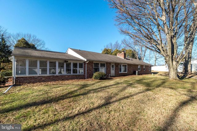 7 VERA LN, Conshohocken, PA 19428