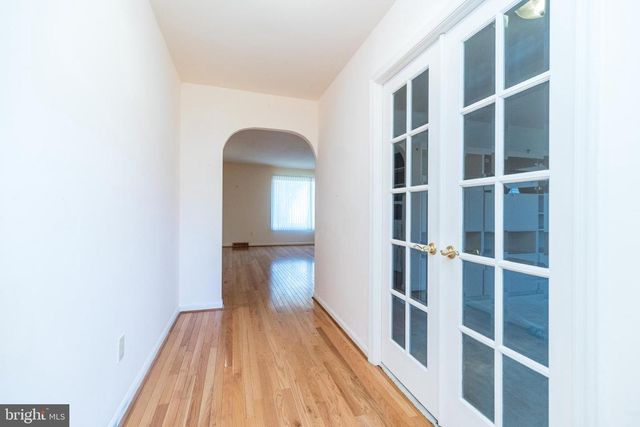 7 VERA LN, Conshohocken, PA 19428