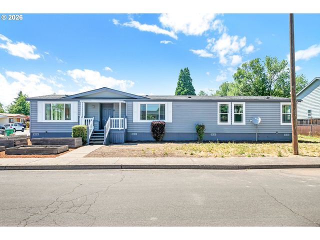 662 LOCHAVEN Ave, Springfield, OR 97477