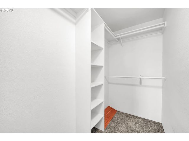662 LOCHAVEN Ave, Springfield, OR 97477
